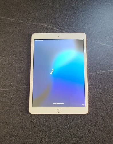 Ipad pour pieces à - ou,