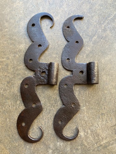 Grandes pentures moustache - , 28