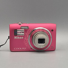 Nikon CoolPix S3500 20,1Mp Digital Compact Camera 7x Pink, Charger, SD, Great!