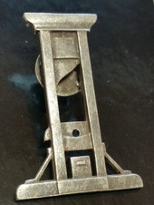 Broche insigne (façon pin's)