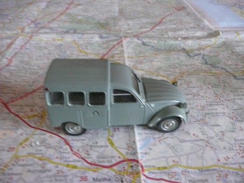 Citroën fourgonnette azu - 2,