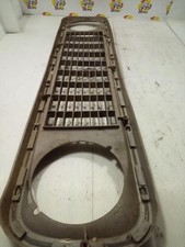 Calandre RENAULT R4