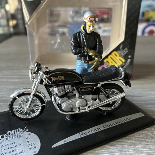 Solido norton commando - 1/18,