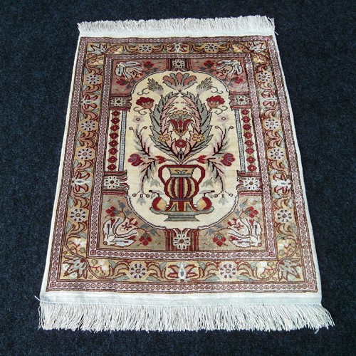Tapis soie hereke x - x, 45