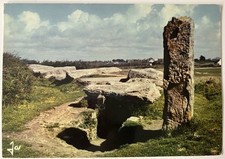 56 CPM Carte postale Locmariaquer le dolmen des pierres plates  annees 70