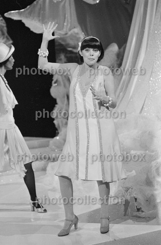 Mireille mathieu exclusive - *,
