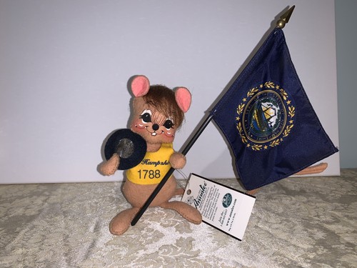 Annalee dolls state - 7", quarter