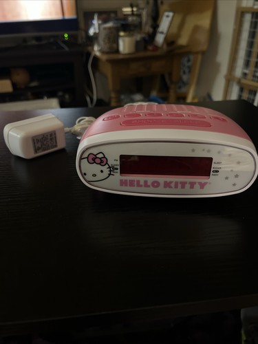 Hello kitty alarm clock - am/fm,