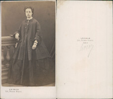 Legros, Paris, Jeune femme