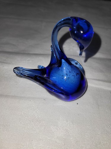 Petit cygne bleu - , en
