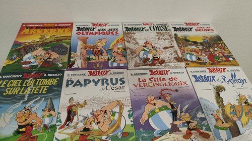 Lot livres astérix - de, 9