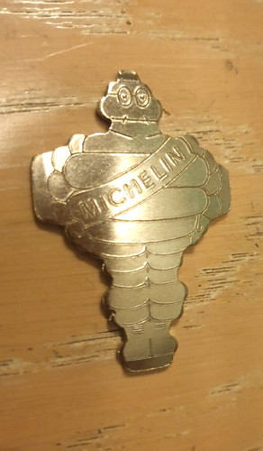 Bonhomme michelin bibendum - bonhomme,