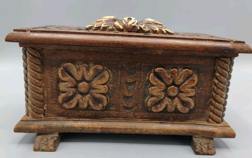 Ancien coffre boîte - 🍀, à