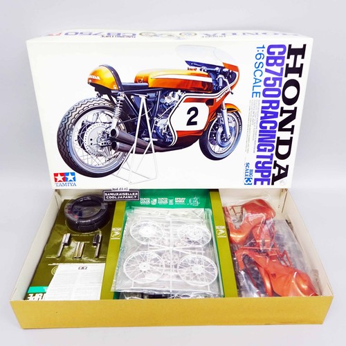 Tamiya honda cb750 racing - 1/6,