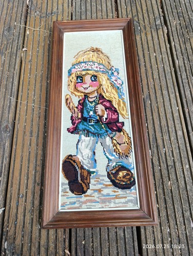 Canevas fini poulbot fille - canevas,