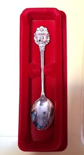 Petite cuillère de - petite,