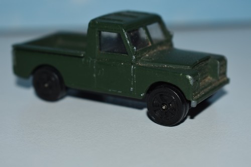 Corgi land rover defender - corgi,