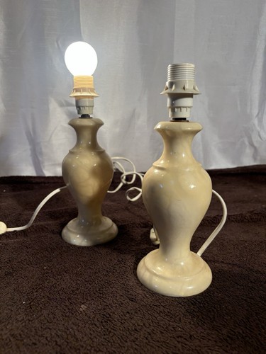 Lot deux petits pieds lampe - de,
