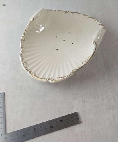 Ancien plat égouttoir à - ancien,