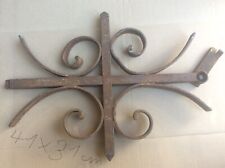 Ancienne grille de défense, fenêtre de cave,soupirail,FER FORGÉ XIXIeme 41X 31cm