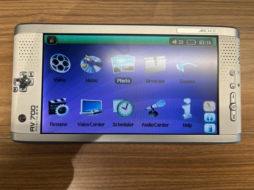 Archos av700 700 100gb - 700, 7"