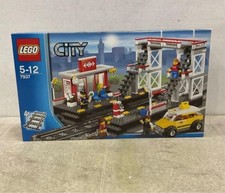LEGO 7937 City Train Station