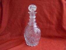 LA CREUZOT,BACCARAT ,CARAFE EN CRISTAL MOULE ET TAILLE, EPOQUE  XIX.