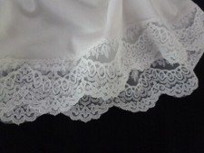 joli jupon  vintage  jolie dentelle taille 36/38/40 taille élastique ref   RRO3