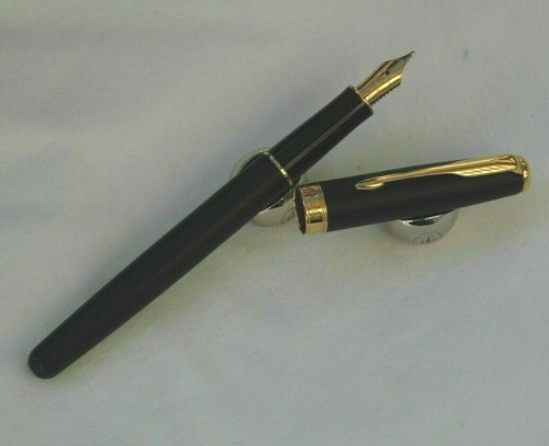 Magnifique stylo plume - stylo, parker