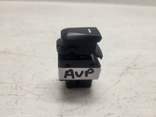 Bouton lève vitre avant