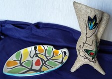 PLAT ET VASE TRIPODE DÉCOR PAPILLONS CÉRAMIQUE GABRIEL FOURMAINTRAUX