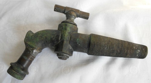 Ancien robinet fut - , en