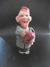 Figurine animée BUVEUR