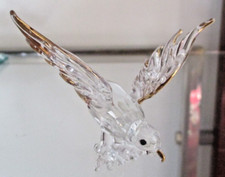 Figurine oiseau rapace en