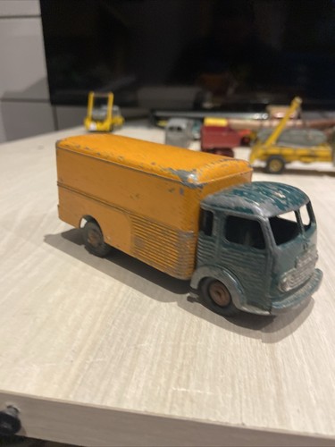 Dinky toys anciennes - anciennes, 1/43 