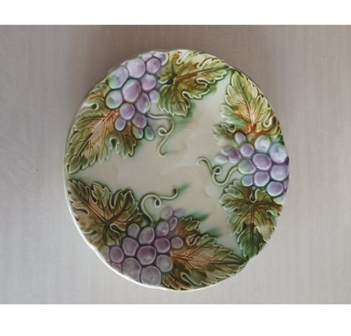 Une assiette dessert - une,