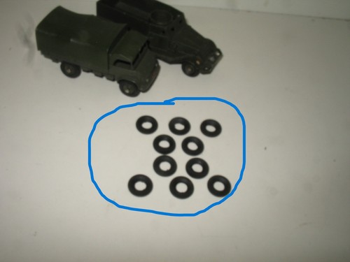 D14 dinky pneus - dinky, strié