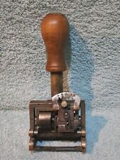 ANCIEN TAMPON NUMEROTEUR JOLIE POIGNEE BOIS Pour Collection 