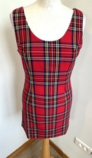 robe T36 à carreaux rouge