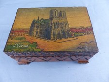 Ancienne boite a bijoux musicale cathédrale de REIMS , mouvement Suisse REUGE