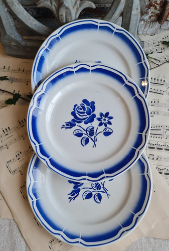 Anciennes assiettes plates - 3,