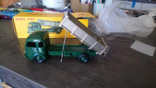 Atlas 43eme simca cargo - 1/43eme,