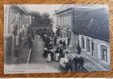 Aix en Othe - Rue des Vannes - Défilé du Grand Concours de Pompes