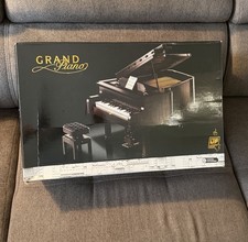 Grand piano queue - à,