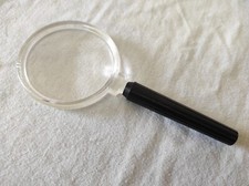 Loupe aide à la lecture  6,5cm de diamètre