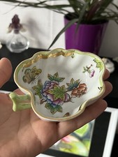 Herend Hongrie Reine Victoria Feuille Peint à la main Papillon et Fleurs