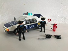 17 ⚜️ Jouet Playmobil Policiers Voiture de Police Réf: 3904