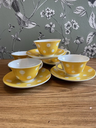 Ancienne tasses café - à,