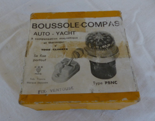 Ancienne boussole compas - compas, auto