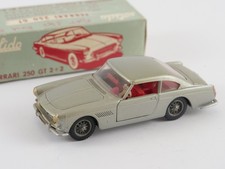 Solido n° 123 Ferrari 250 GT